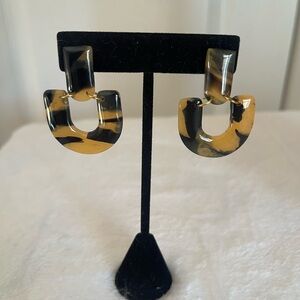 Tortoise Shell Hoop Earrings